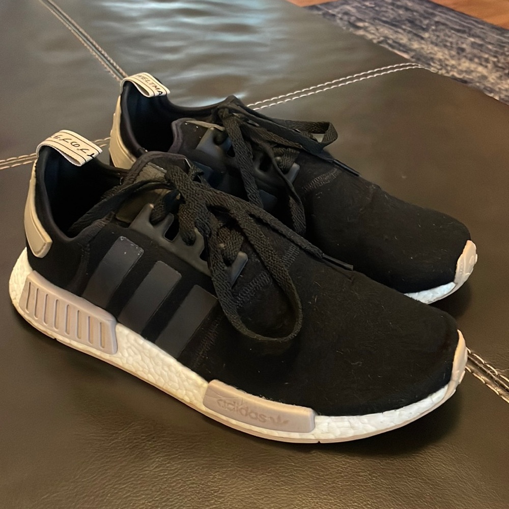 Adidas NMD R1 X Champs Mens Size 10 Black Wool Sneakers